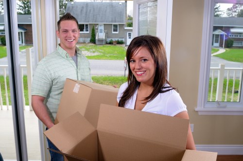 Household moving service for Ealing residents